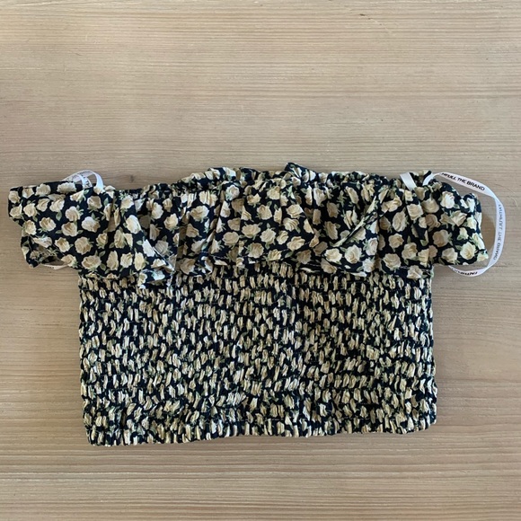 Faithful the brand Ines floral crop top - Picture 4 of 4